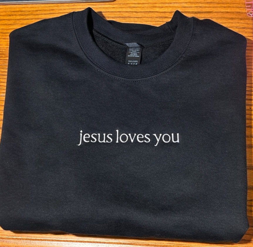 ‘jesus loves you’ black crewneck