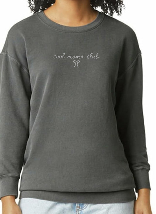 ‘cool moms club’ Pepper Crewneck